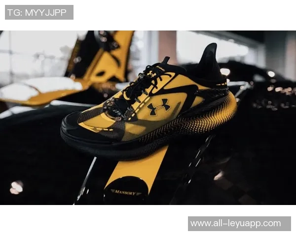 库里与安德玛解约后首选纪念GIGI的鞋款引发热议