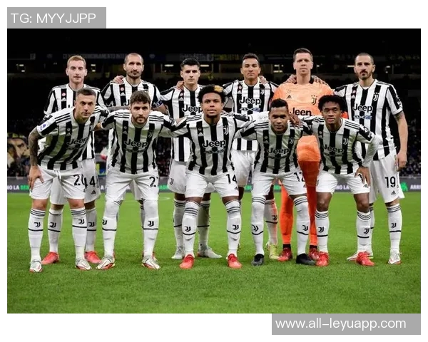 邓弗里斯谈被换下的不满情绪期待球队未来表现更佳